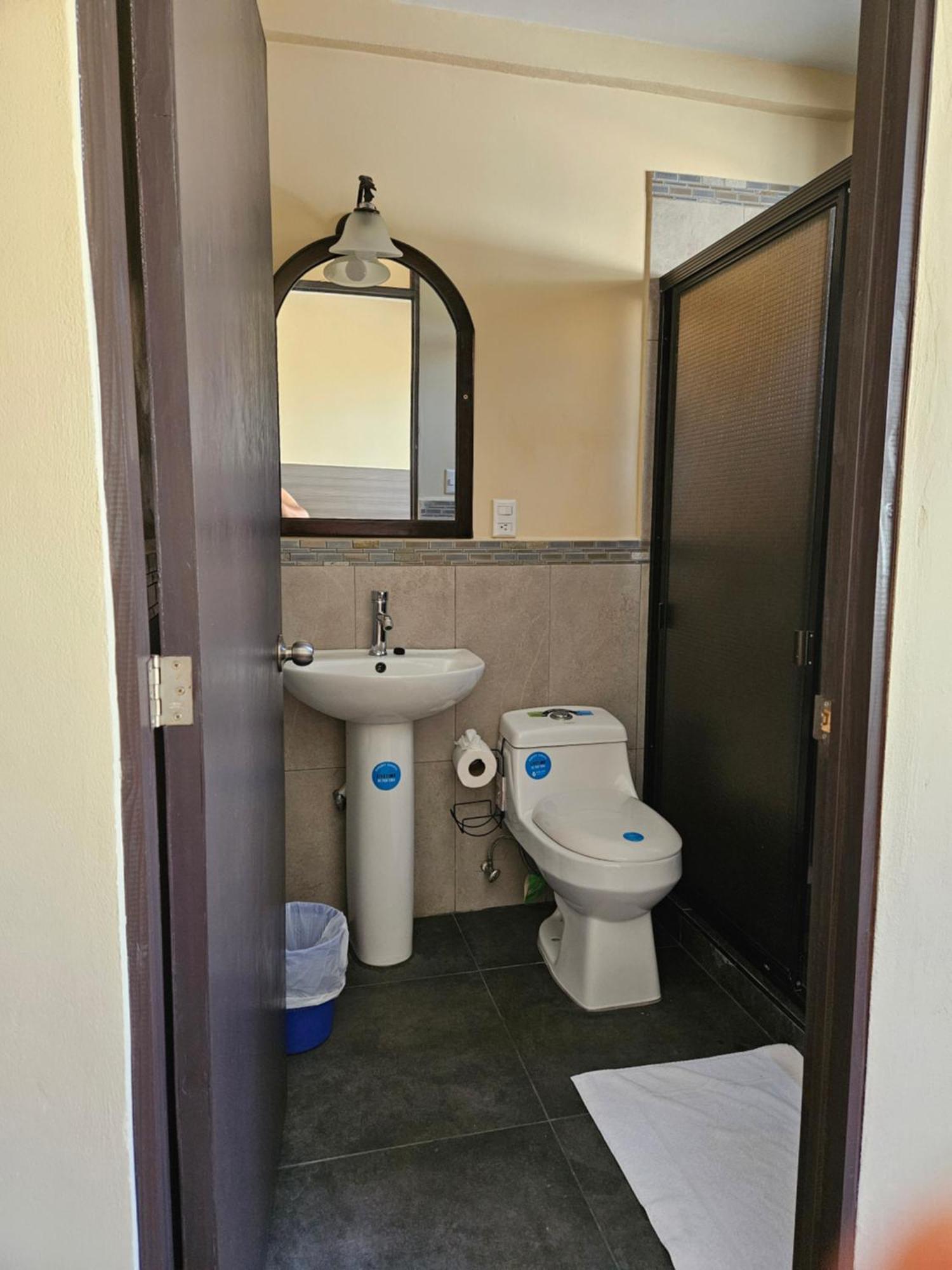 Habitaciones Casa Cuscatlan Tamanique Szoba fotó